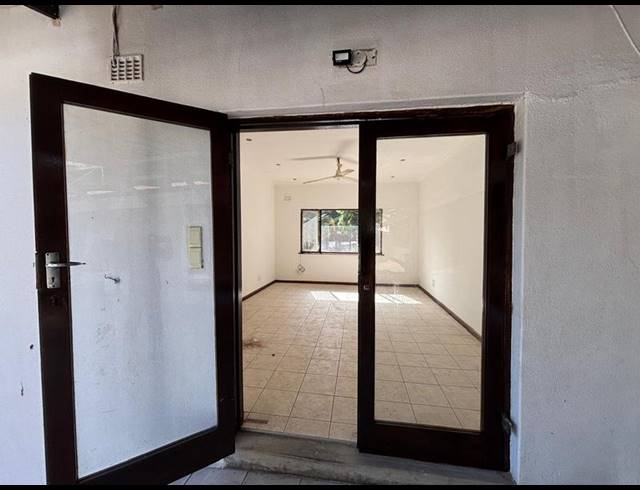1 BEDROOM PROPERTY TO RENT IN WESTVILLE